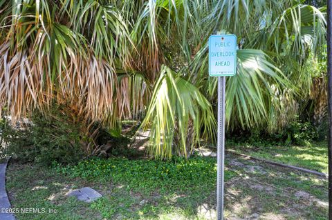 Tiny photo for 1833 KINGS Court, Jacksonville Beach, FL 32250 (MLS # 2102669)