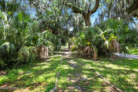 Tiny photo for 1833 KINGS Court, Jacksonville Beach, FL 32250 (MLS # 2102669)