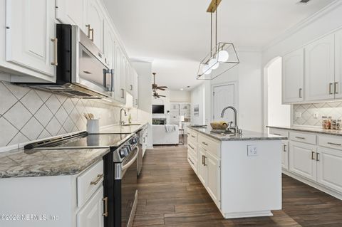 Tiny photo for 1833 KINGS Court, Jacksonville Beach, FL 32250 (MLS # 2102669)