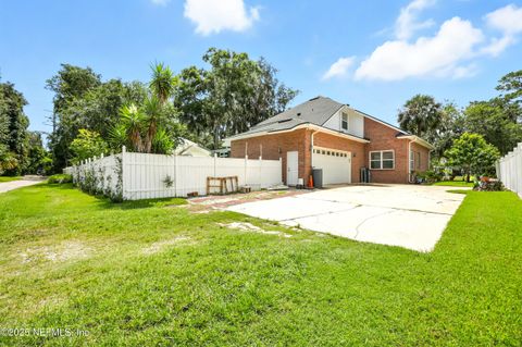 Tiny photo for 1833 KINGS Court, Jacksonville Beach, FL 32250 (MLS # 2102669)