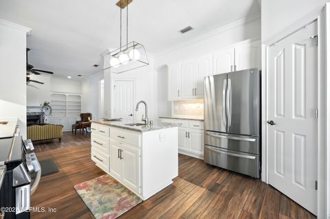 Tiny photo for 1833 KINGS Court, Jacksonville Beach, FL 32250 (MLS # 2102669)