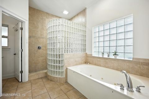 Tiny photo for 1833 KINGS Court, Jacksonville Beach, FL 32250 (MLS # 2102669)