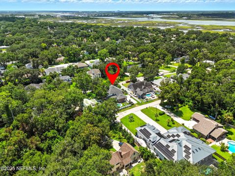 Tiny photo for 1833 KINGS Court, Jacksonville Beach, FL 32250 (MLS # 2102669)