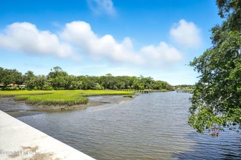 Tiny photo for 1833 KINGS Court, Jacksonville Beach, FL 32250 (MLS # 2102669)