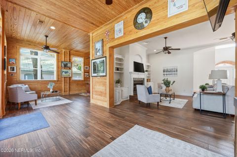 Tiny photo for 1833 KINGS Court, Jacksonville Beach, FL 32250 (MLS # 2102669)