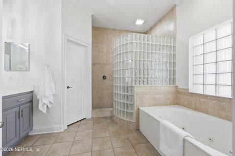 Tiny photo for 1833 KINGS Court, Jacksonville Beach, FL 32250 (MLS # 2102669)