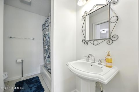 Tiny photo for 1833 KINGS Court, Jacksonville Beach, FL 32250 (MLS # 2102669)