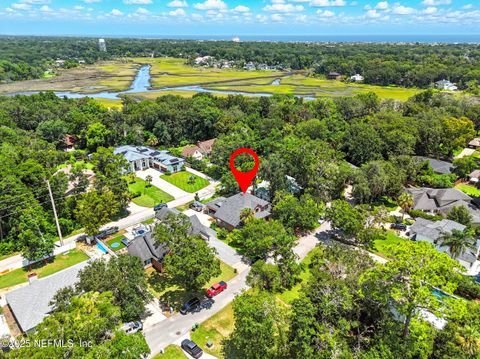 Tiny photo for 1833 KINGS Court, Jacksonville Beach, FL 32250 (MLS # 2102669)
