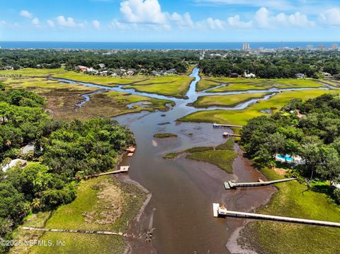 Tiny photo for 1833 KINGS Court, Jacksonville Beach, FL 32250 (MLS # 2102669)