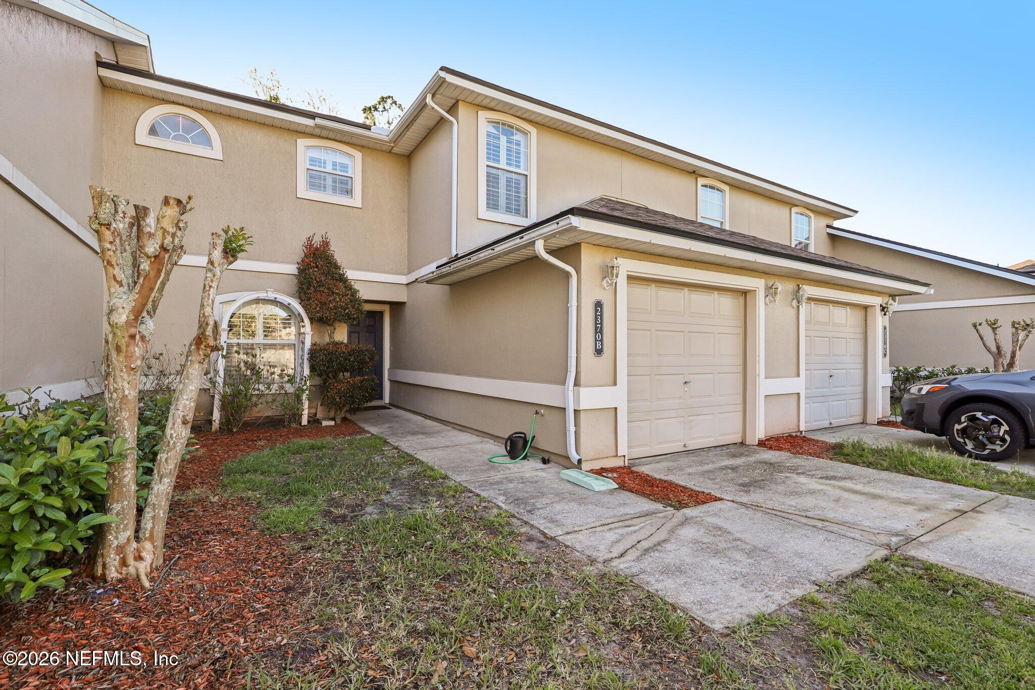 1-web-or-mls-Wood Hollow Ln b-S2003-001