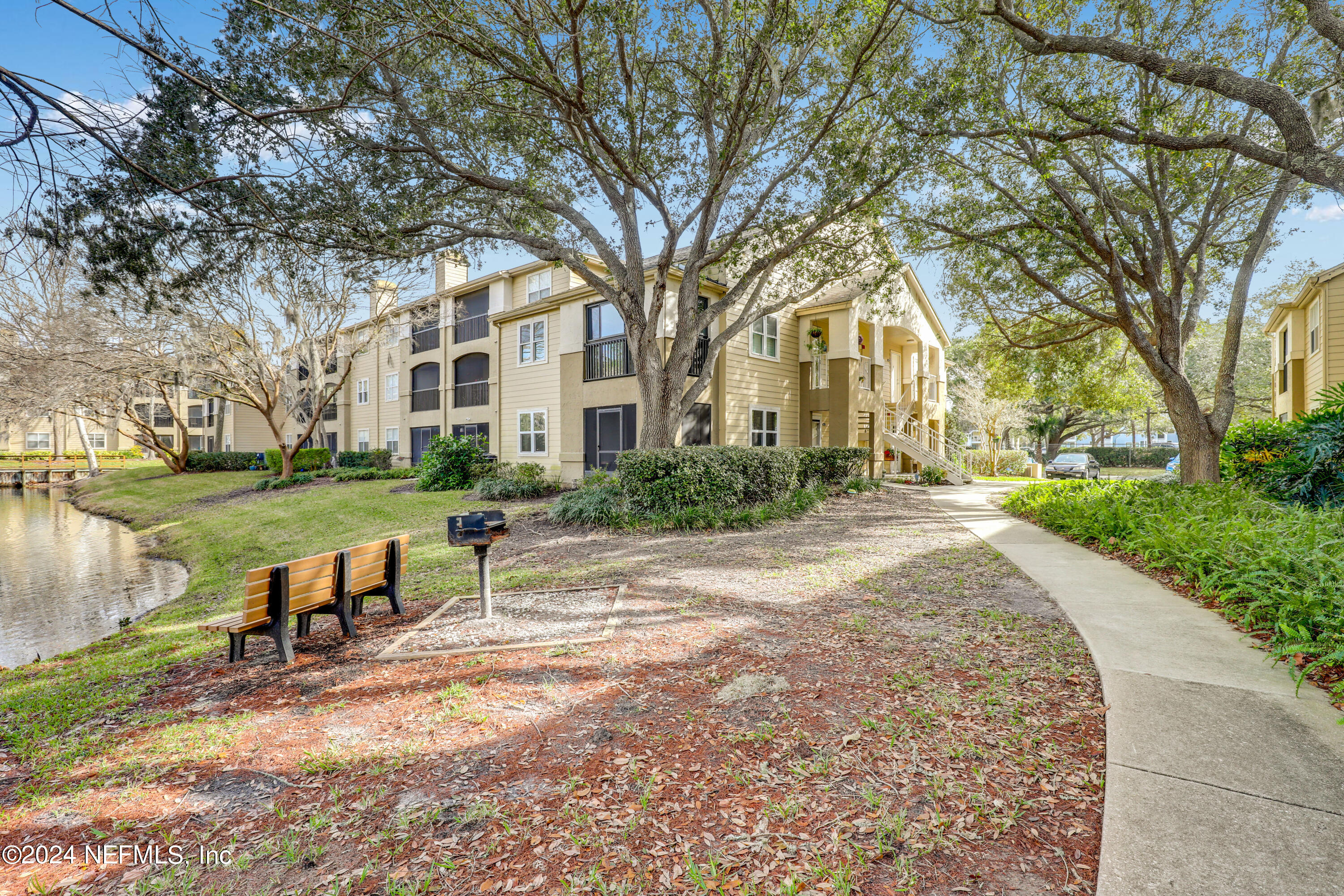 Ponte Vedra Beach, FL home for sale located at 27 Arbor Club Drive Unit 102, Ponte Vedra Beach, FL 32082