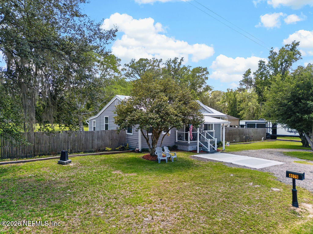 4075 SUNRISE FARMS Road