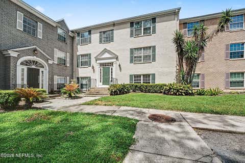 Photo of 4334 S PLAZA GATE Lane #102, Jacksonville, FL 32217 (MLS # 2156685)