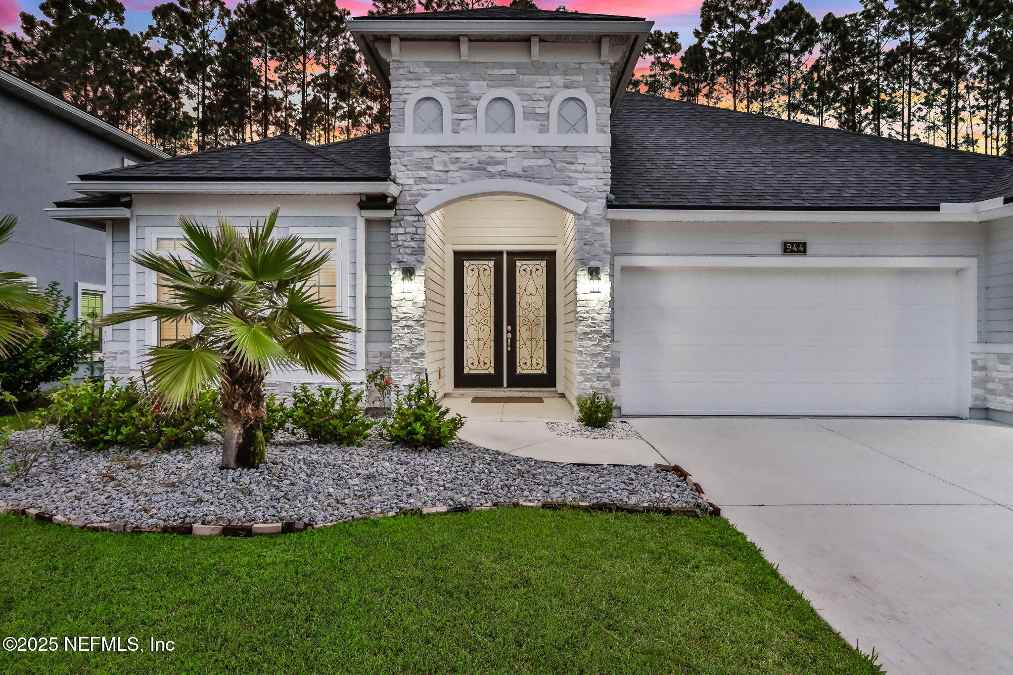944 LAUREL VALLEY Drive