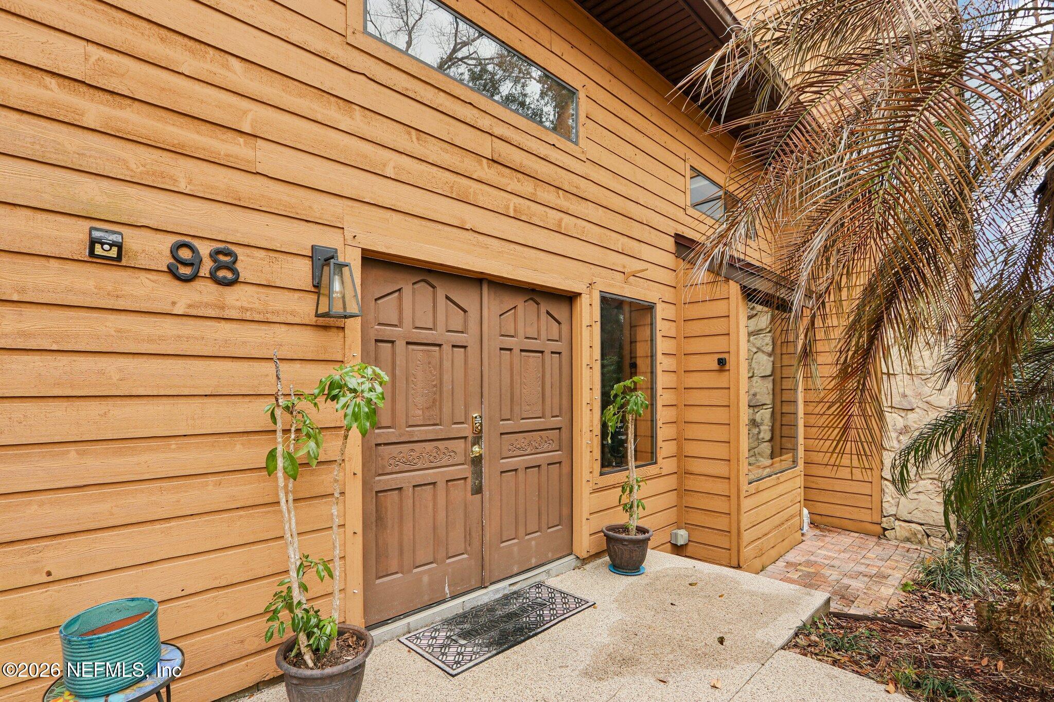 98 SWIMMING PEN Drive