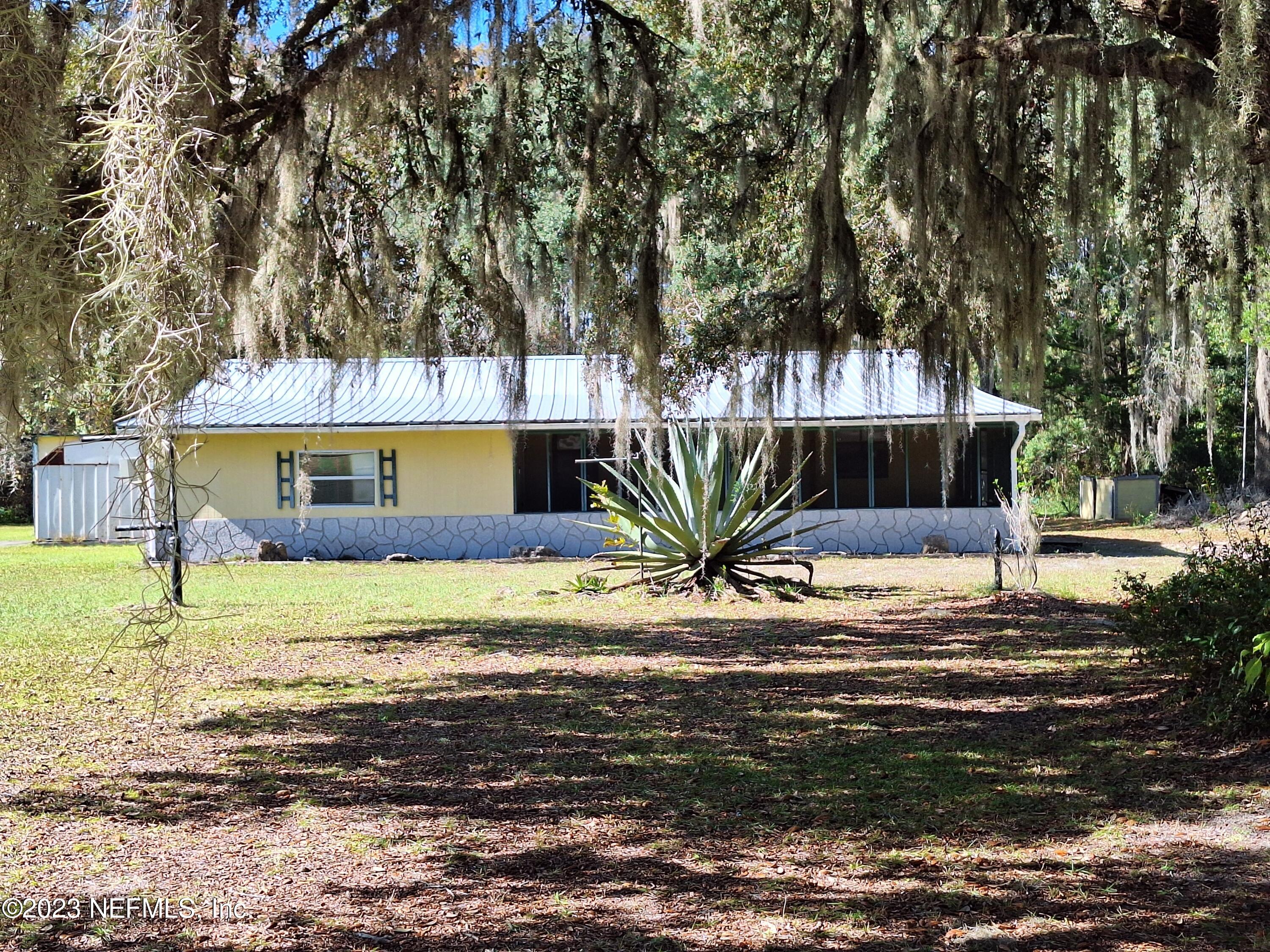 Palatka, FL home for sale located at 121 ROWLAND Avenue, Palatka, FL 32177