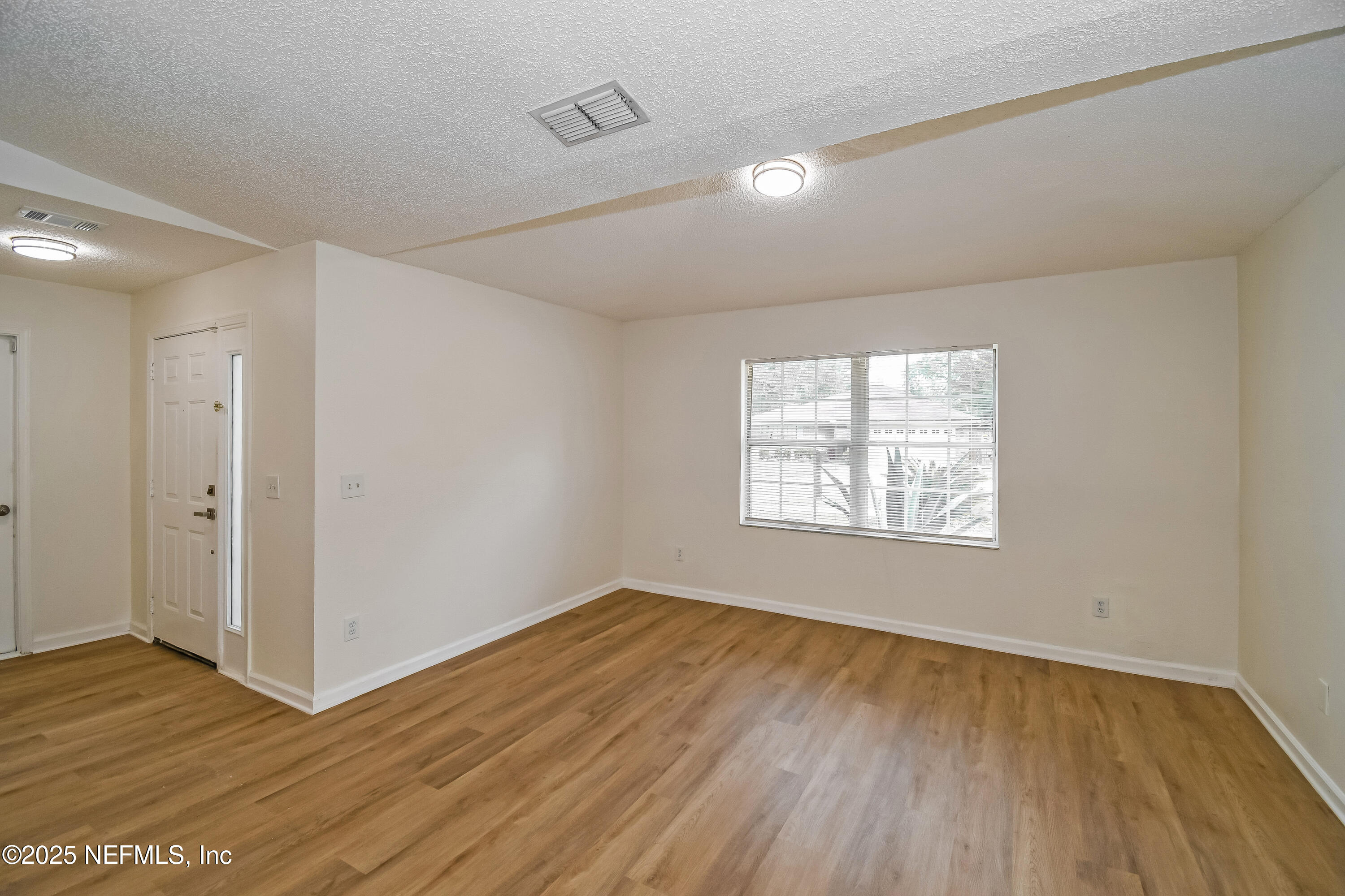 7466 COUNTRYMAN Lane