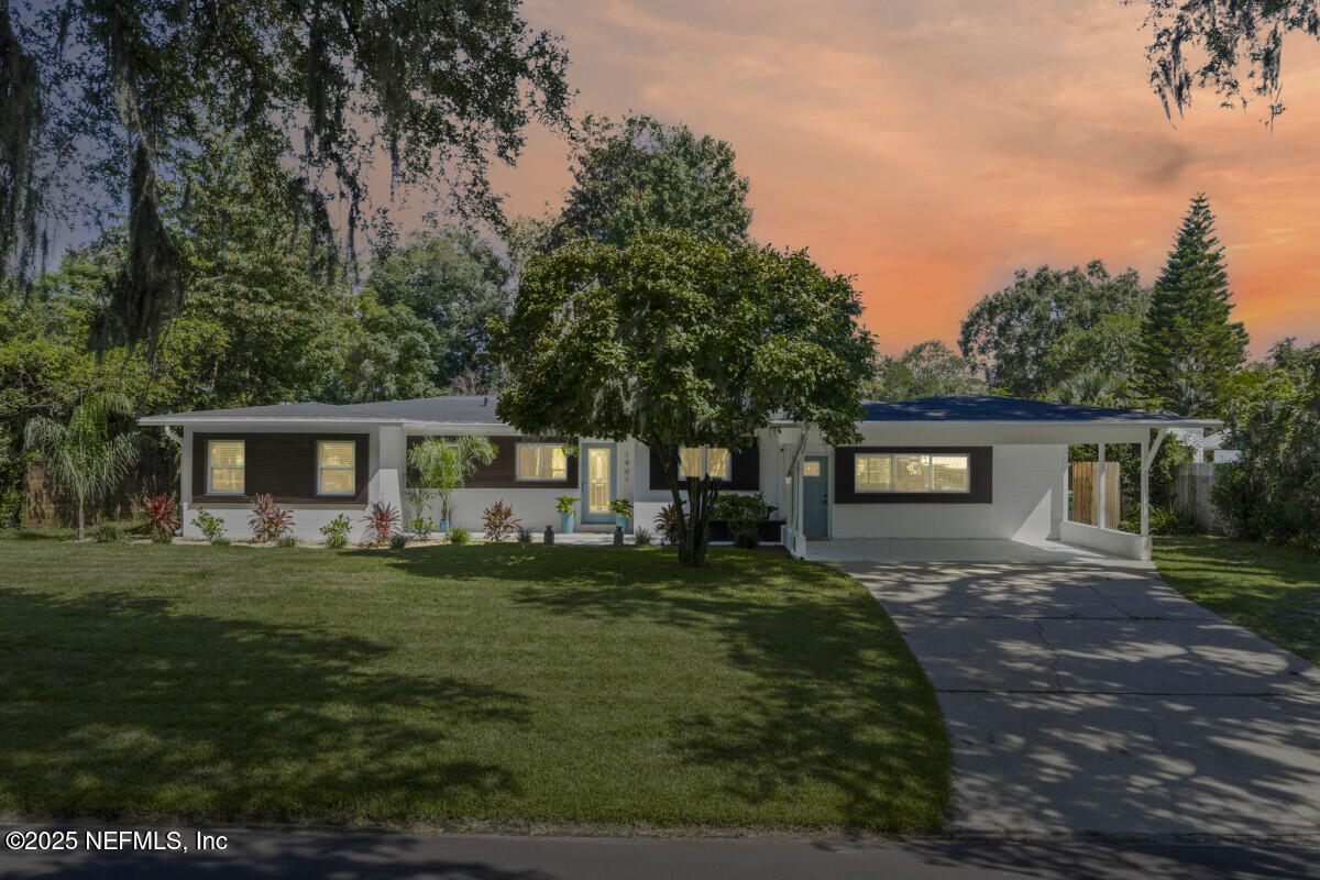 1901 TANGLEWOOD Road