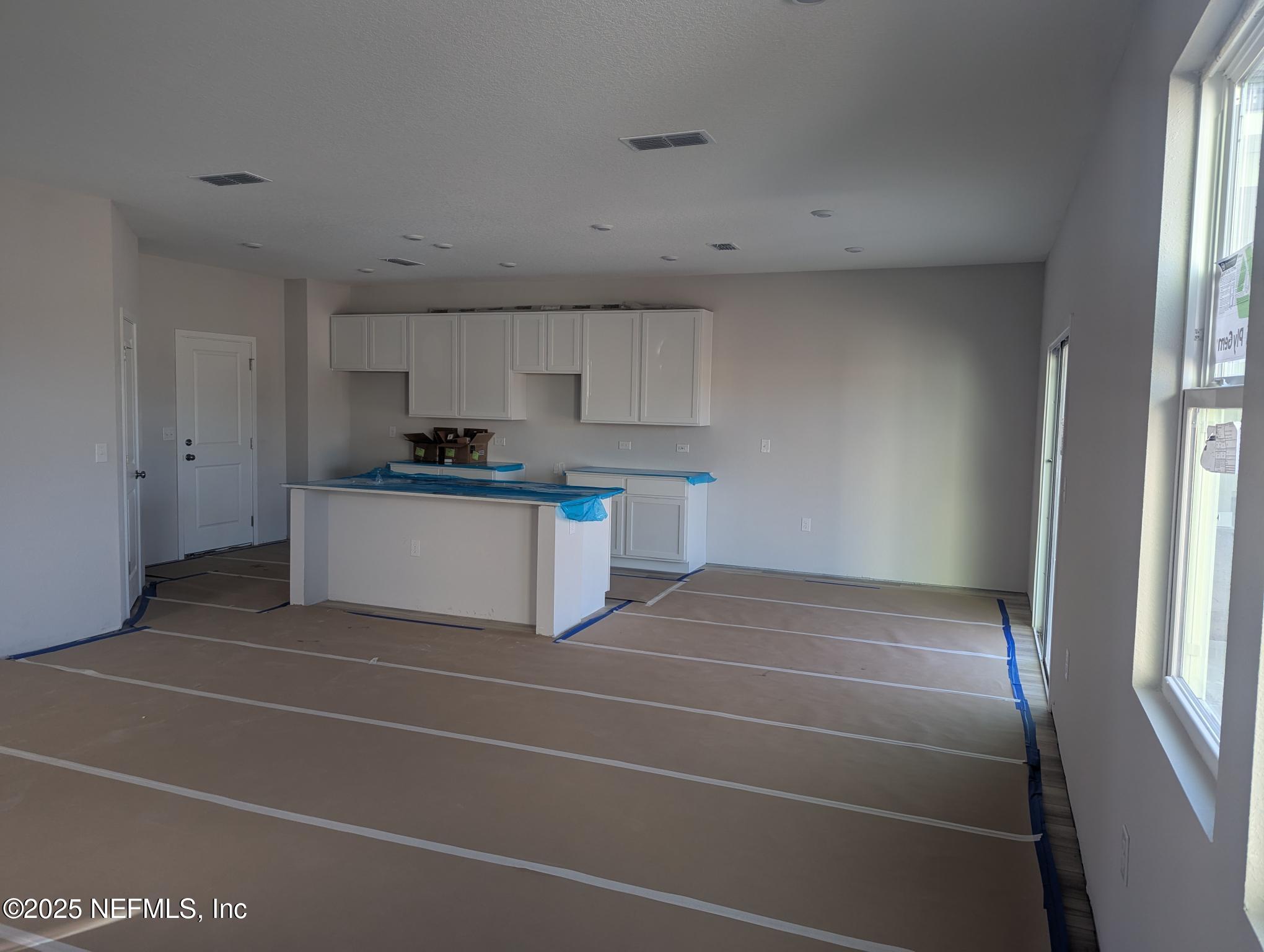 36 BRAZIL NUT Circle 143