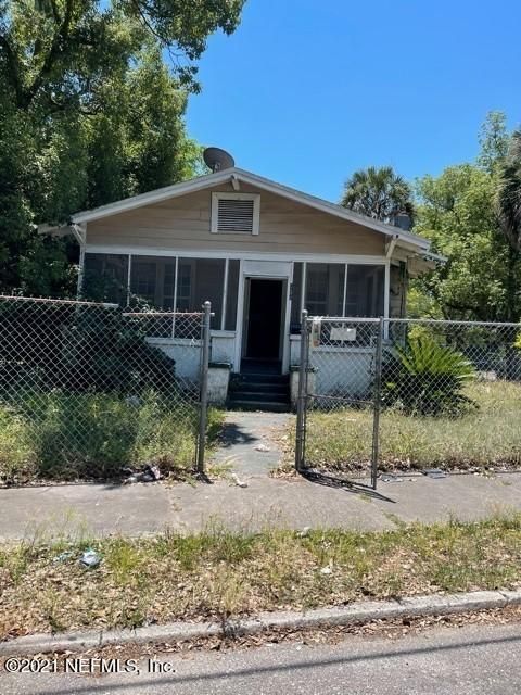 A home in Jacksonville