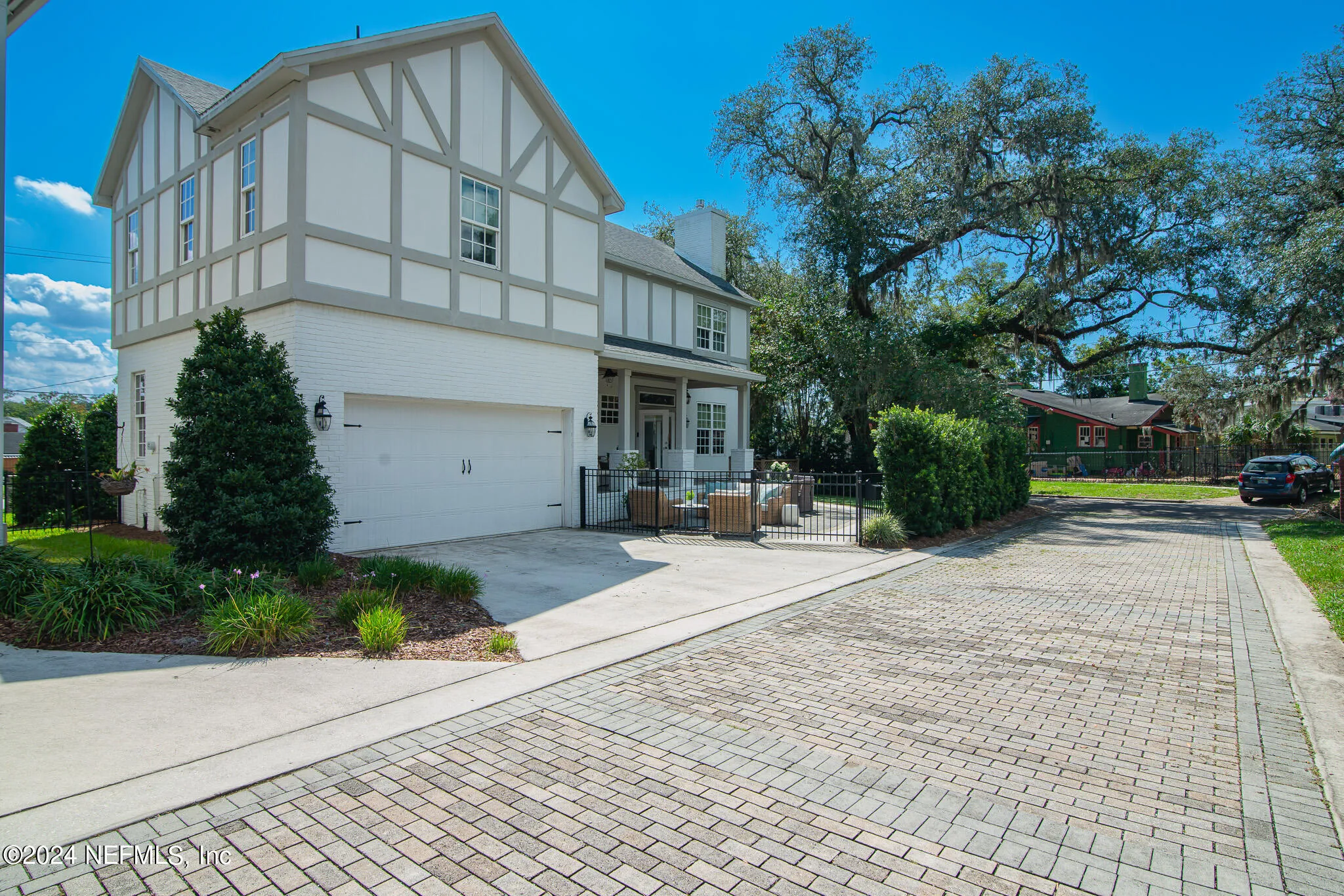 Jacksonville, Florida 32205, United States, 4 Bedrooms Bedrooms, ,4 BathroomsBathrooms,Residential,Pending,40520