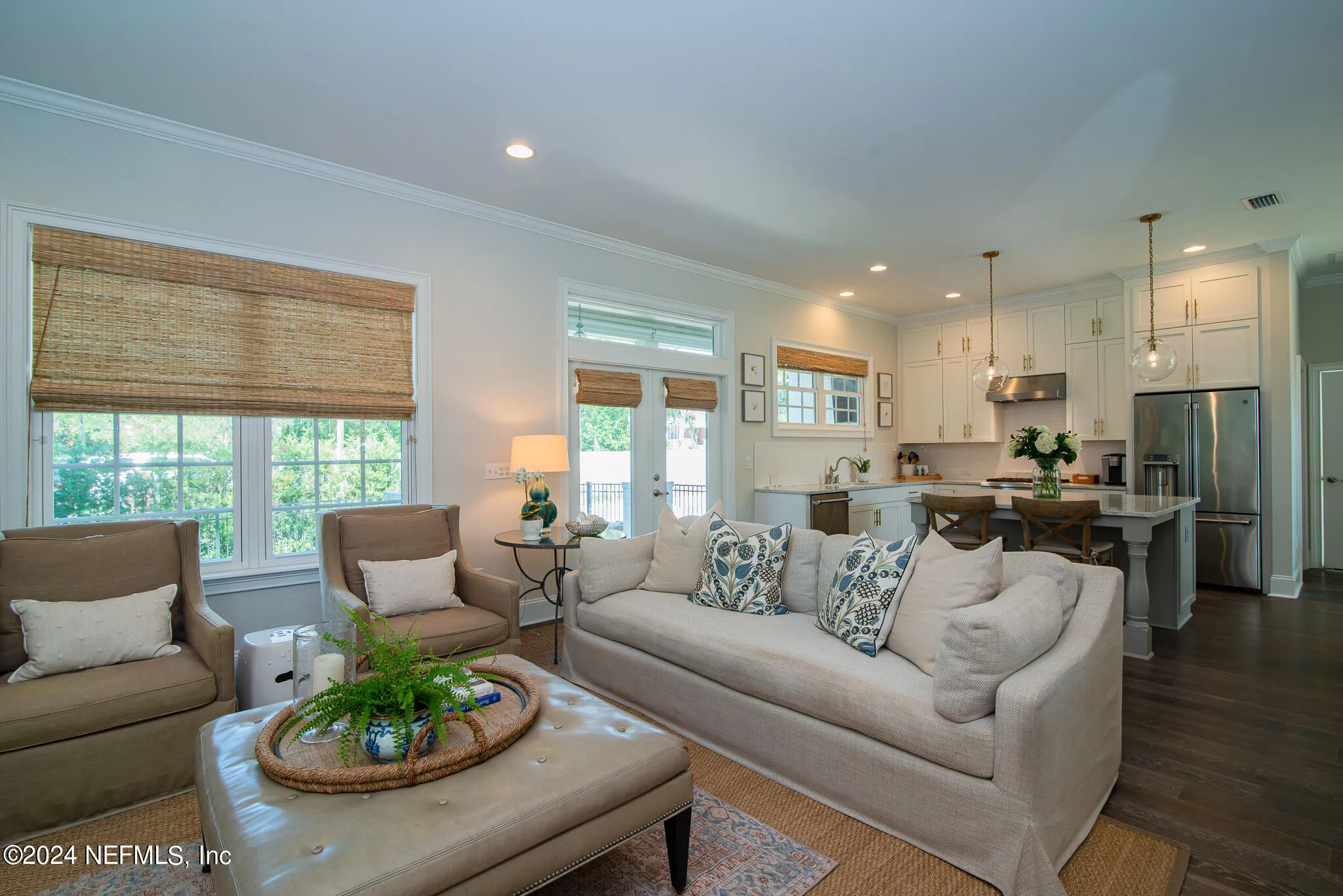 Jacksonville, Florida 32205, United States, 4 Bedrooms Bedrooms, ,4 BathroomsBathrooms,Residential,Pending,40520