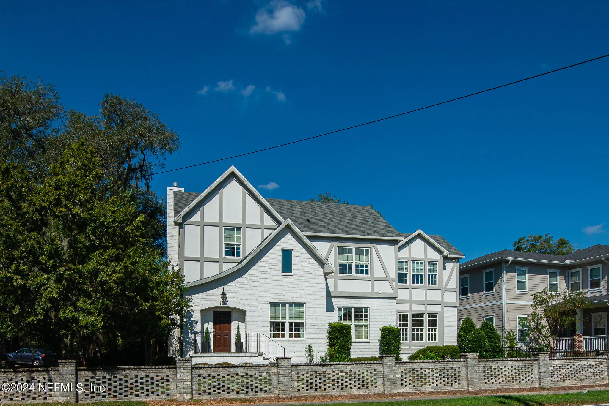 Jacksonville, Florida 32205, United States, 4 Bedrooms Bedrooms, ,4 BathroomsBathrooms,Residential,Pending,40520