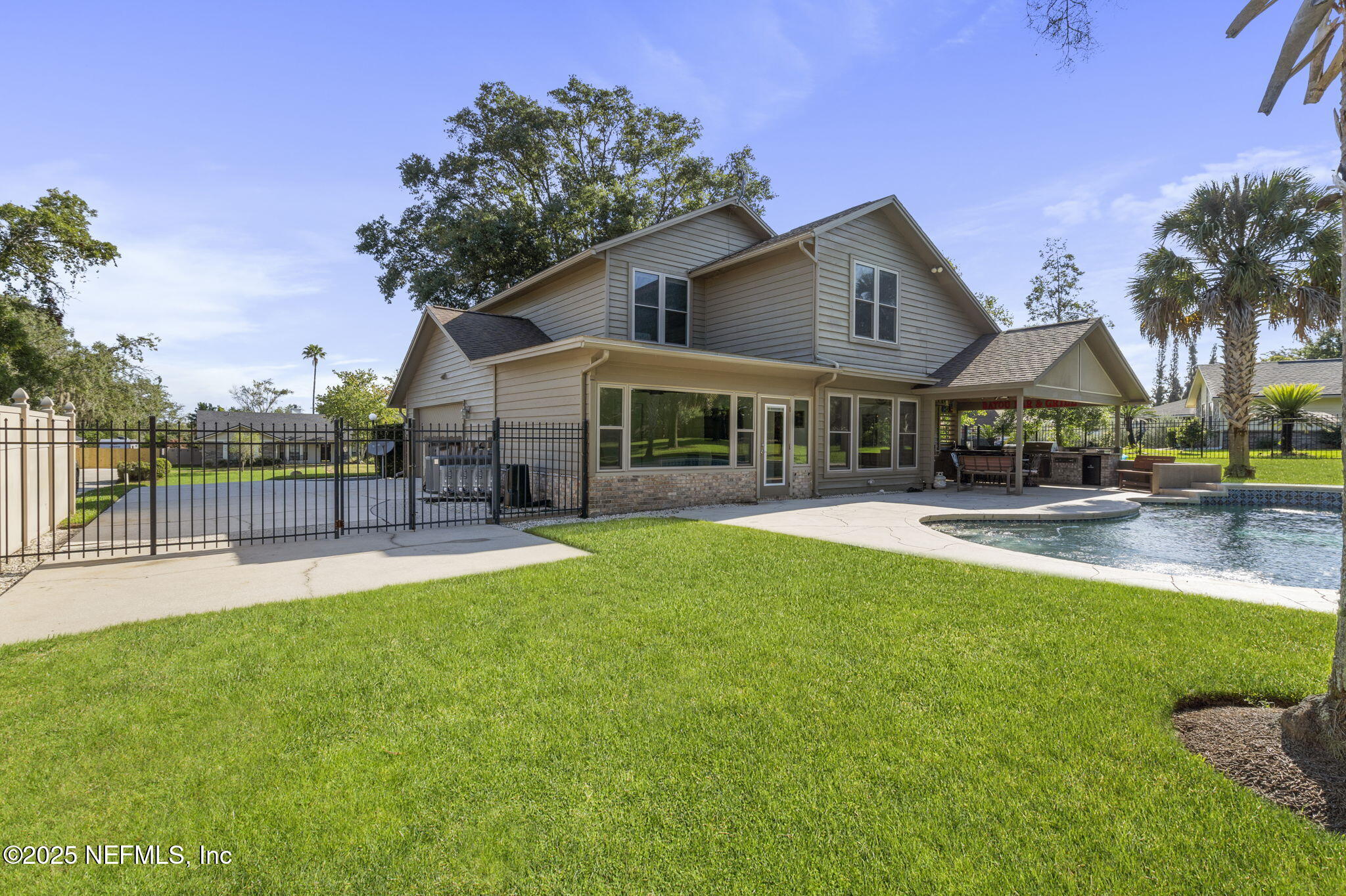 2589 BAYOU RIDGE Court