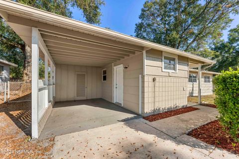 A home in Jacksonville