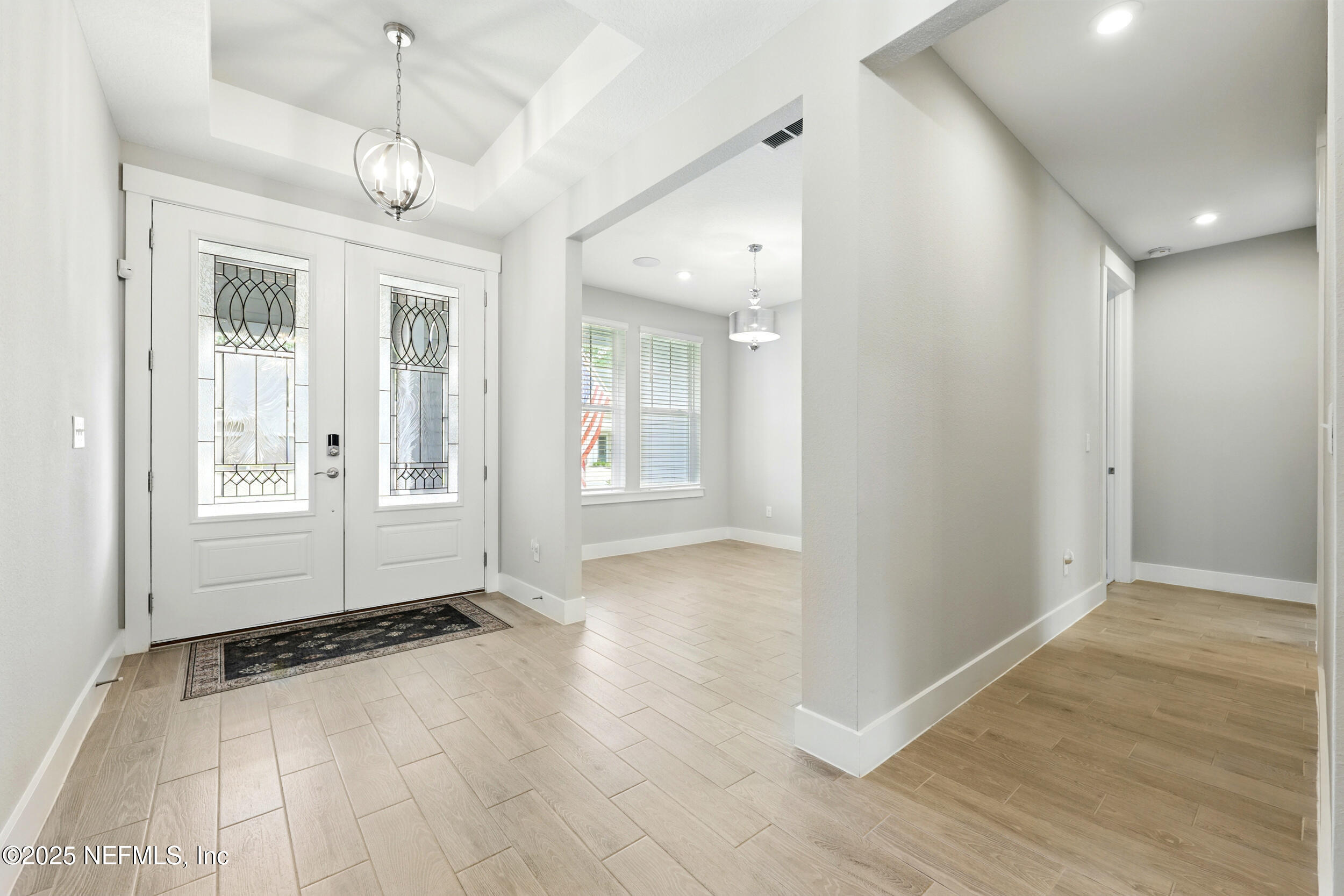 287 WHITE HORSE Way