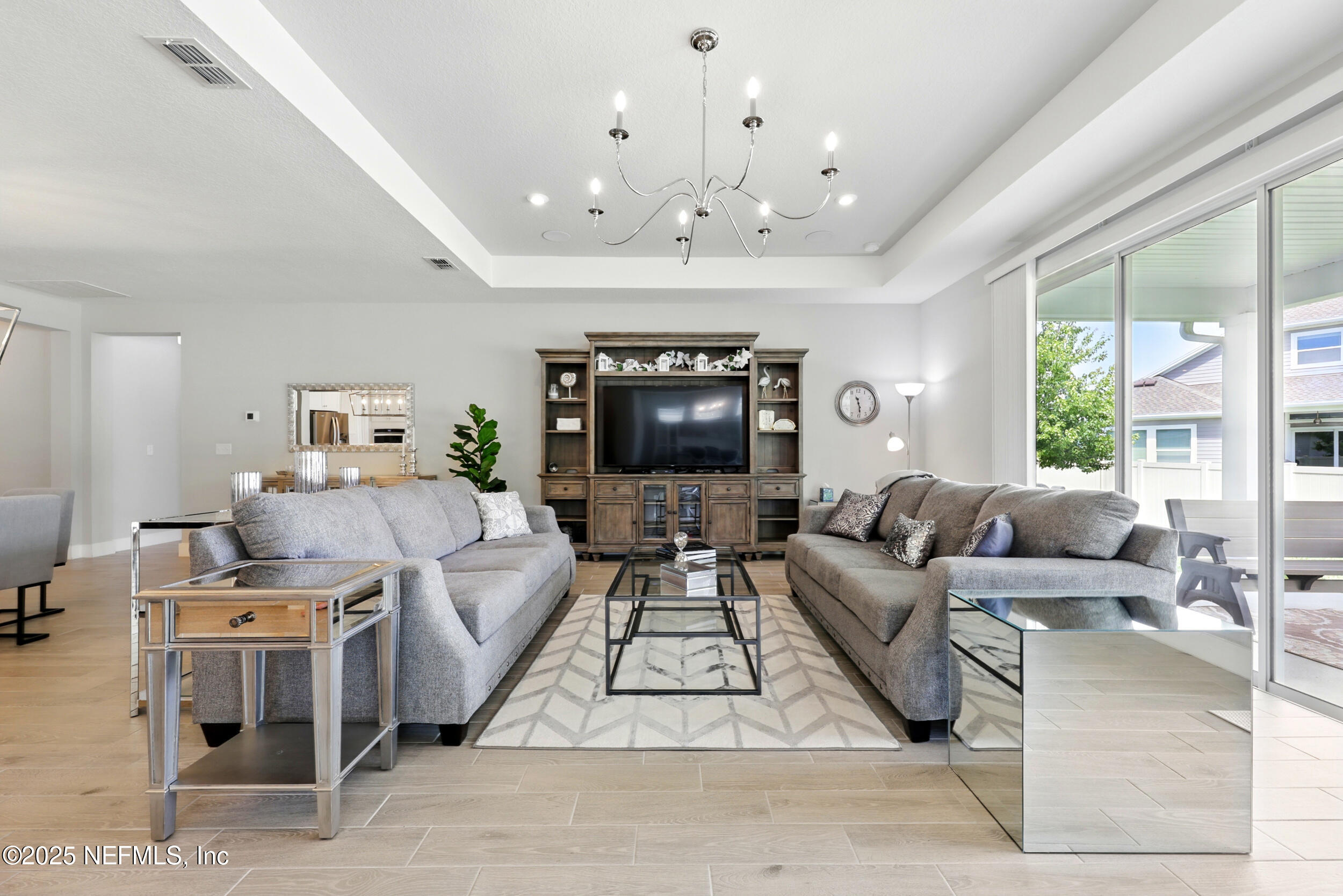 287 WHITE HORSE Way