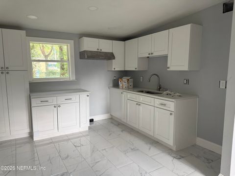 Photo of 3421 ARDISIA Road, Jacksonville, FL 32209 (MLS # 2139264)