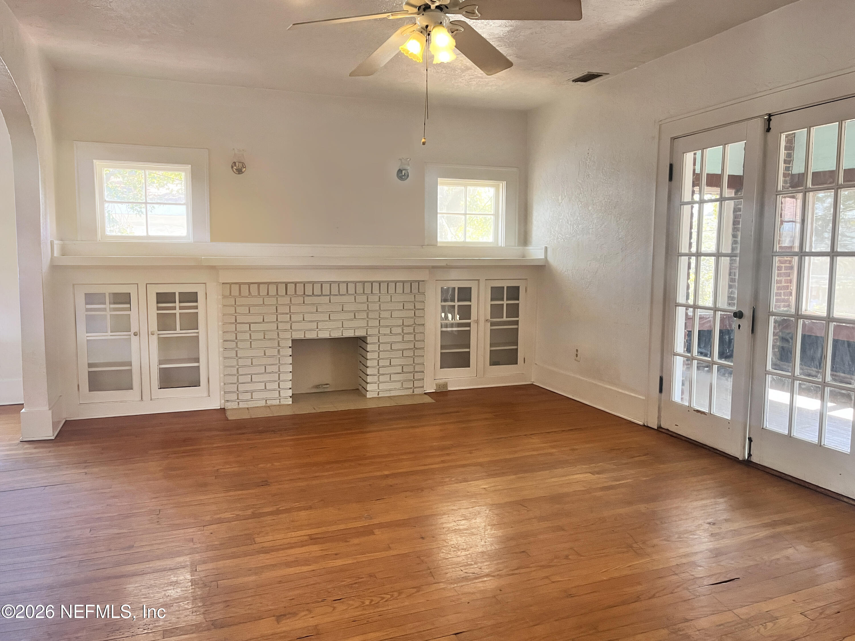 337-339 11TH Street