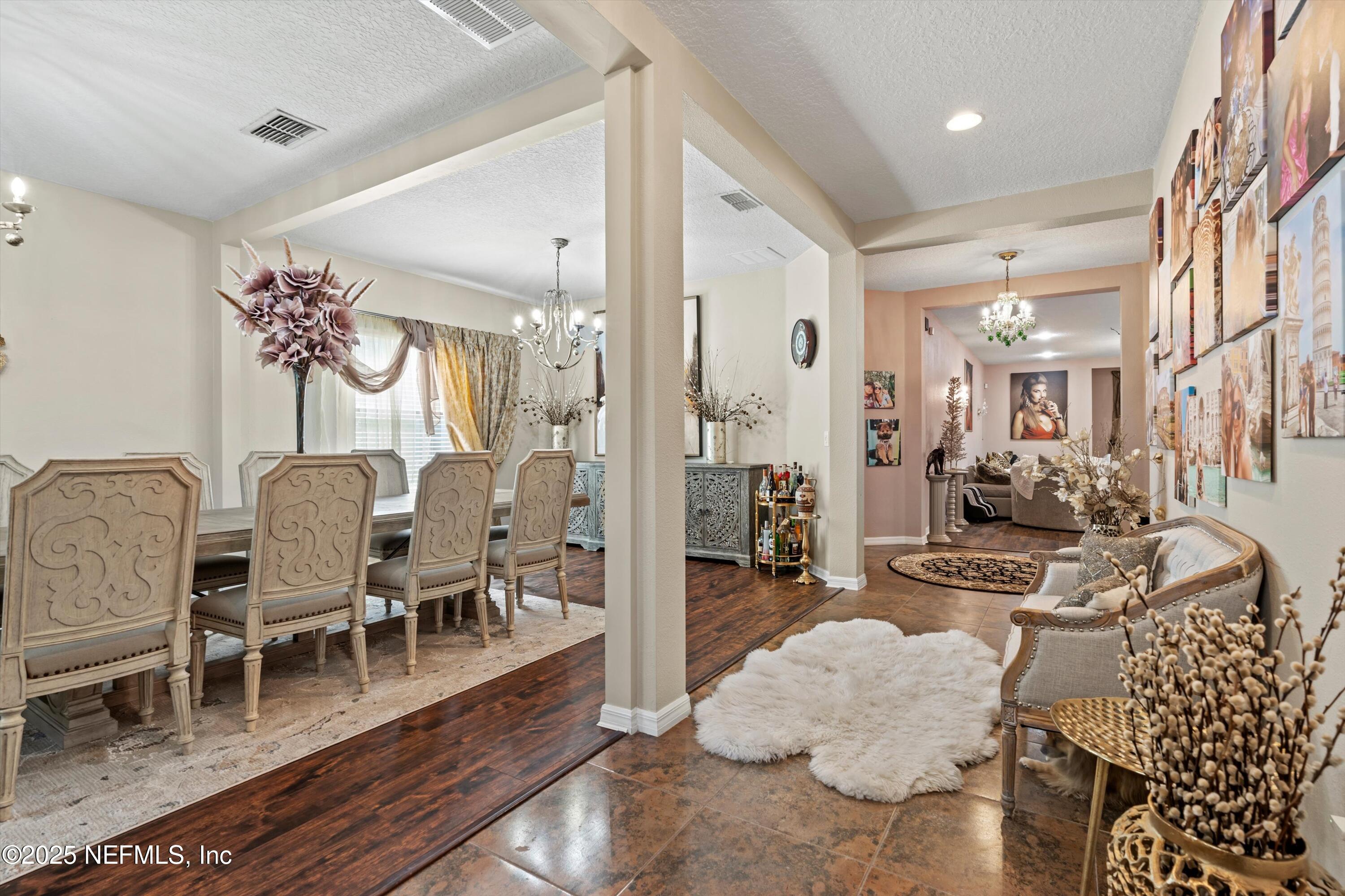 104 MOSELLE Lane
