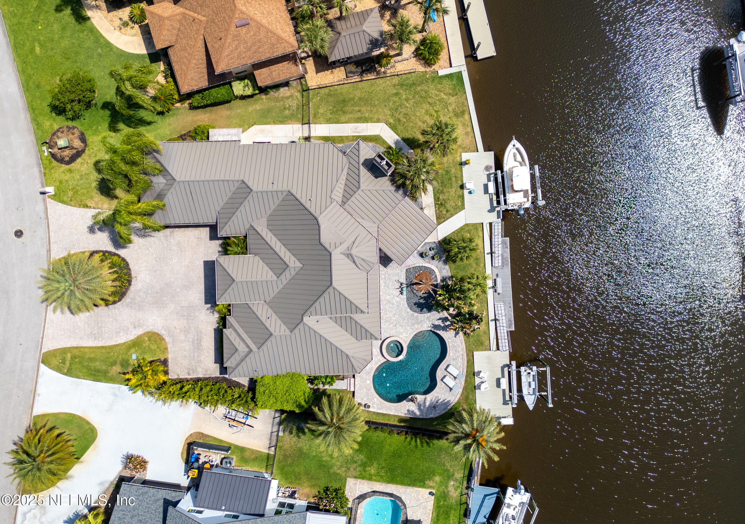 4468 HARBOUR NORTH Court