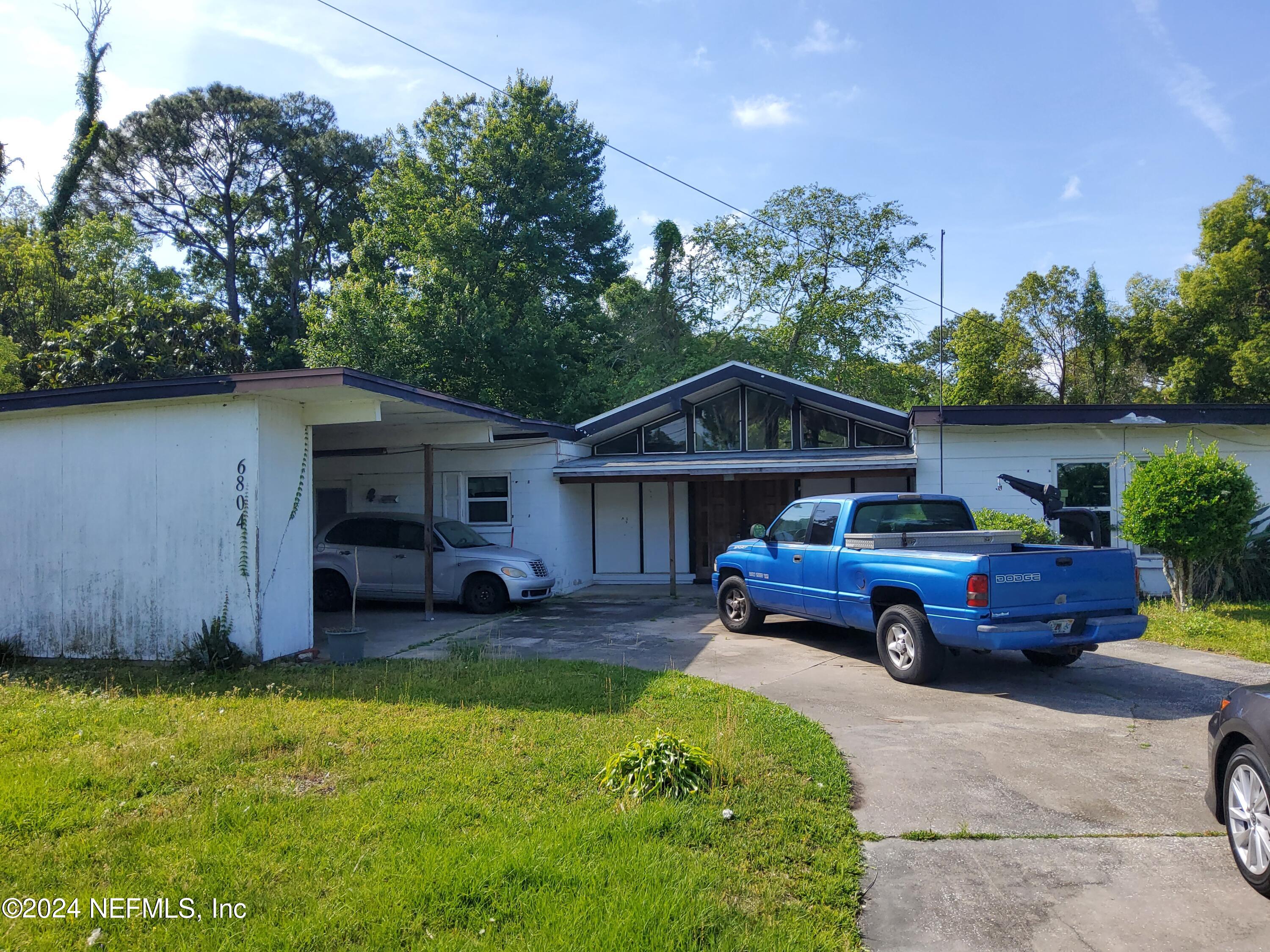 Jacksonville, FL home for sale located at 6804 Bogata Drive S, Jacksonville, FL 32210