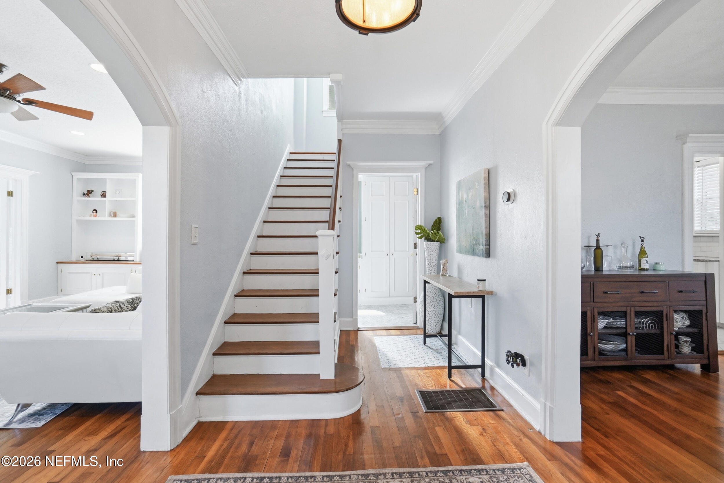 1266 BELMONT Terrace