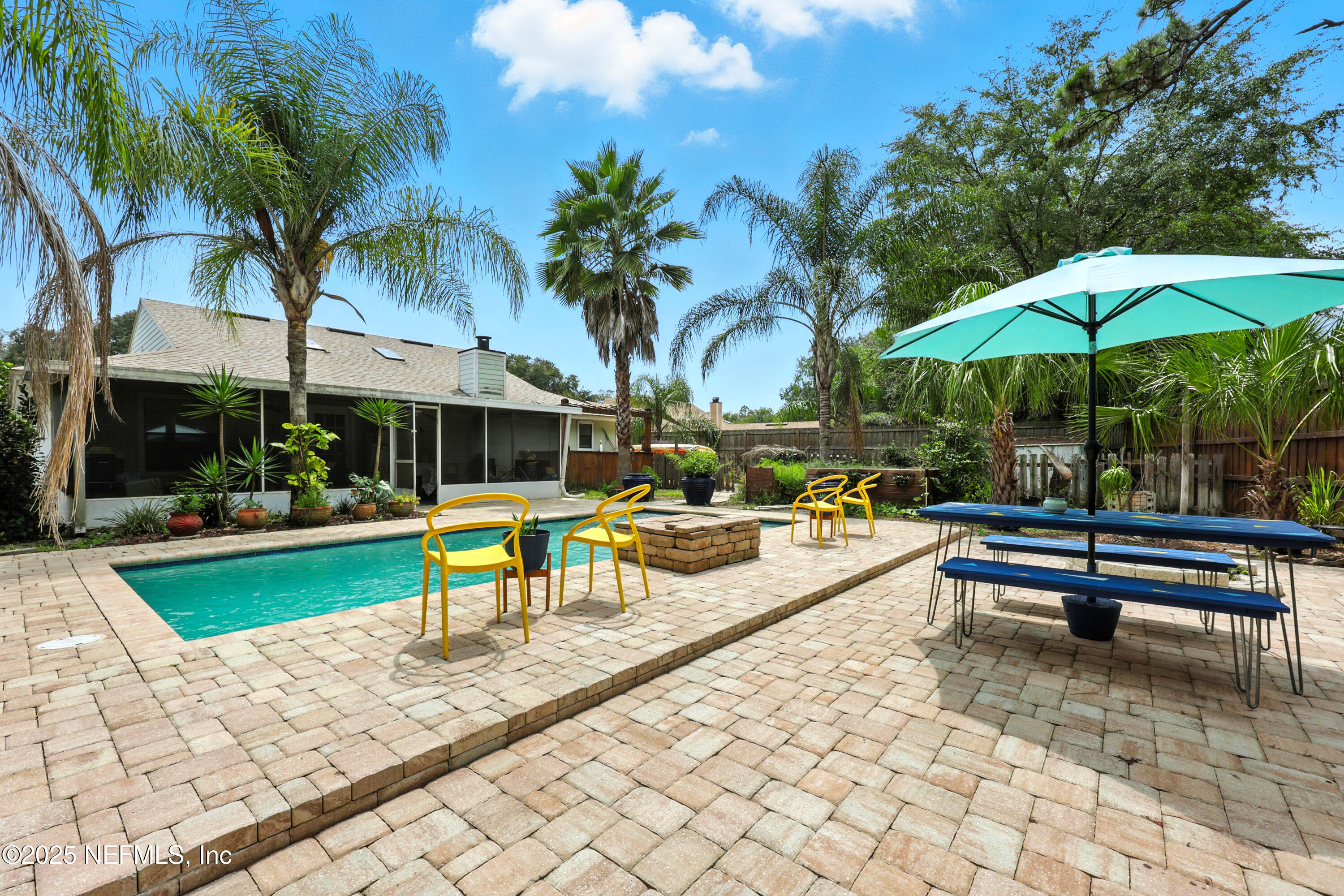 5179 TRAILING OAKS Court