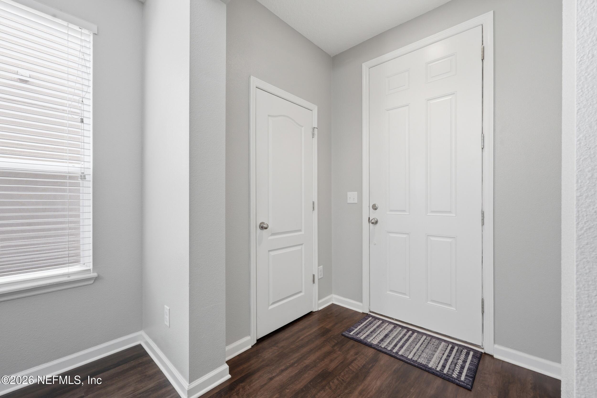 732 BRIAR VIEW Drive