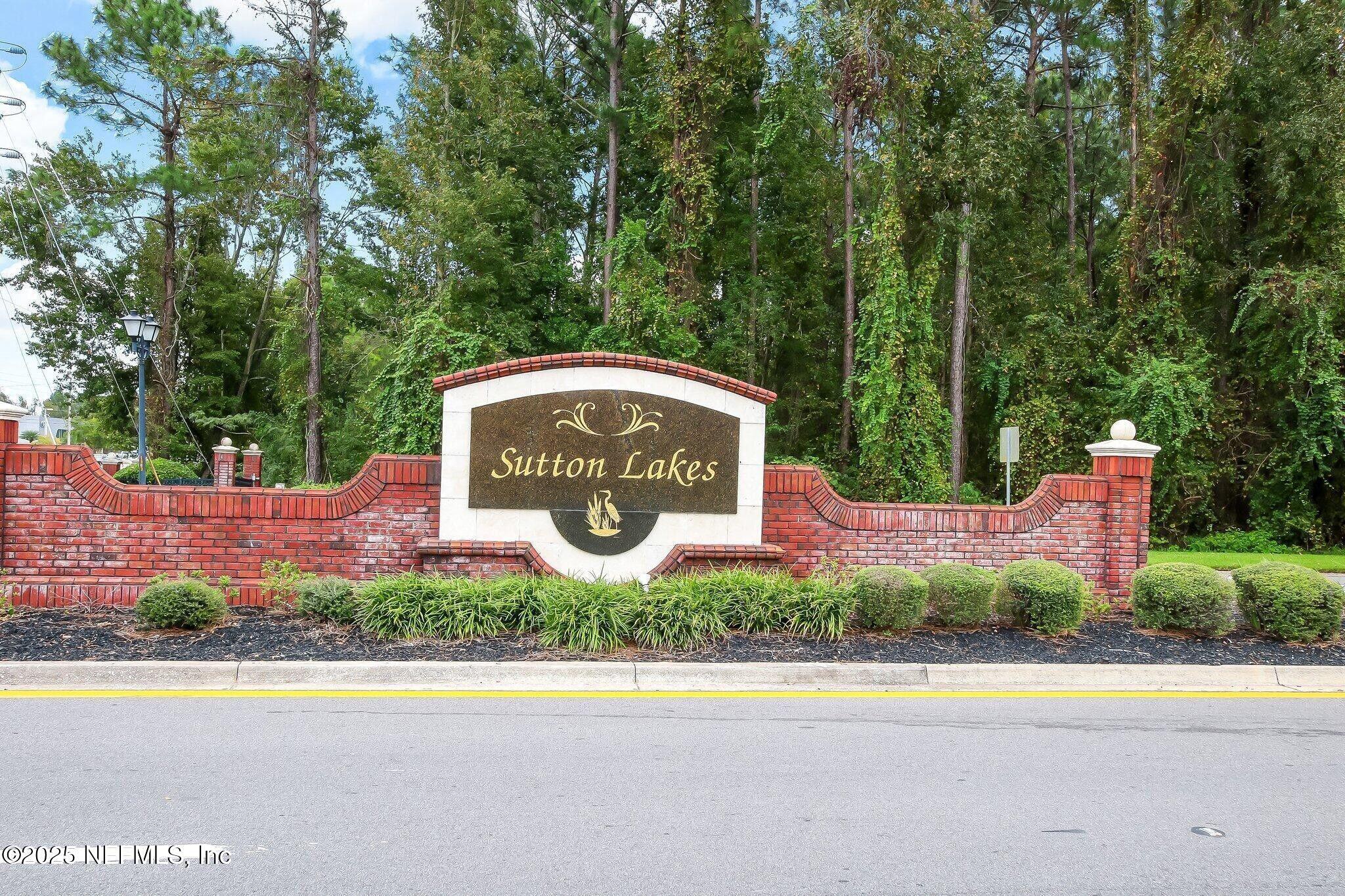 2007 HOLLINGTON Drive