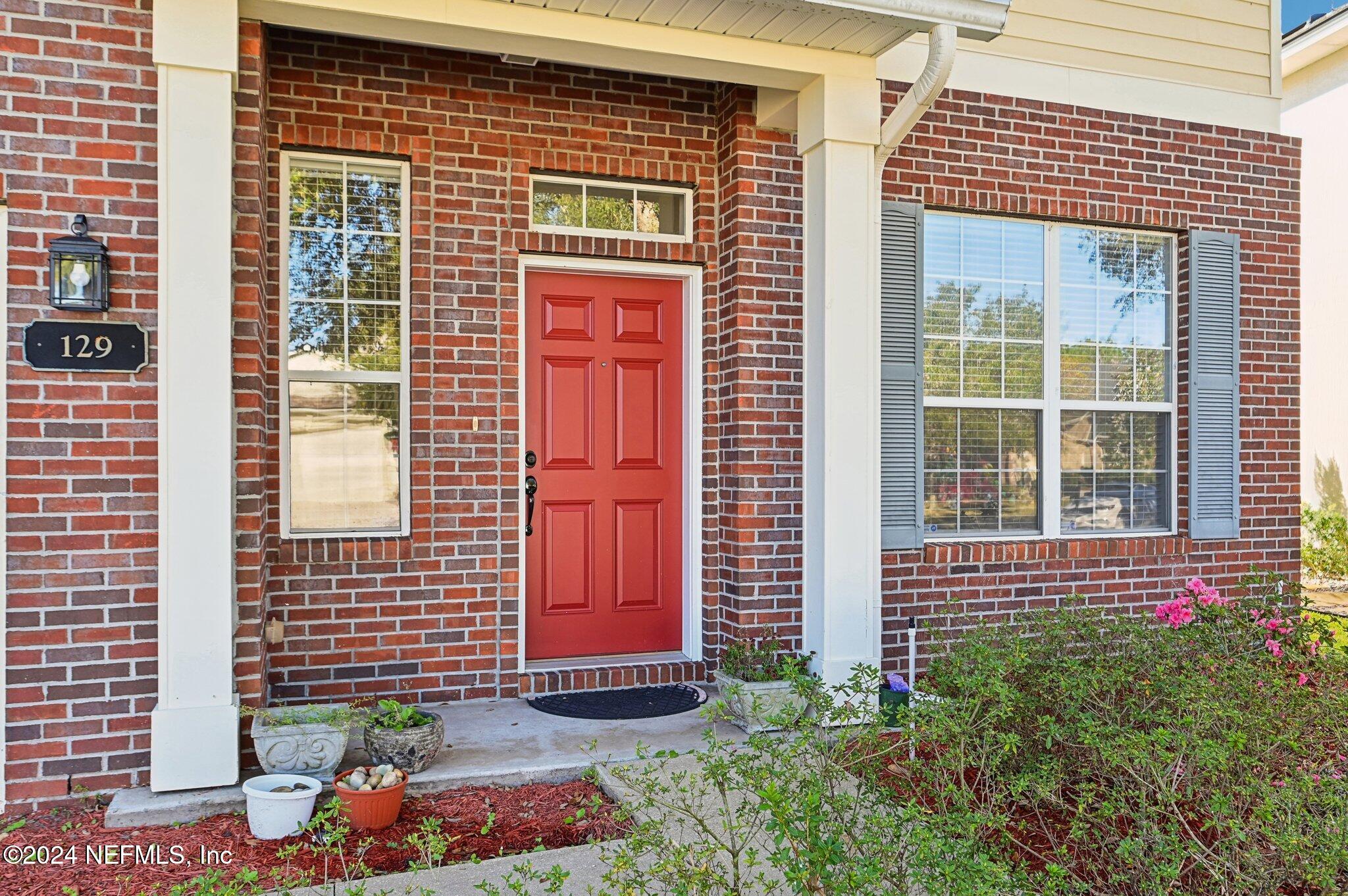 129 CASTLEGATE Lane