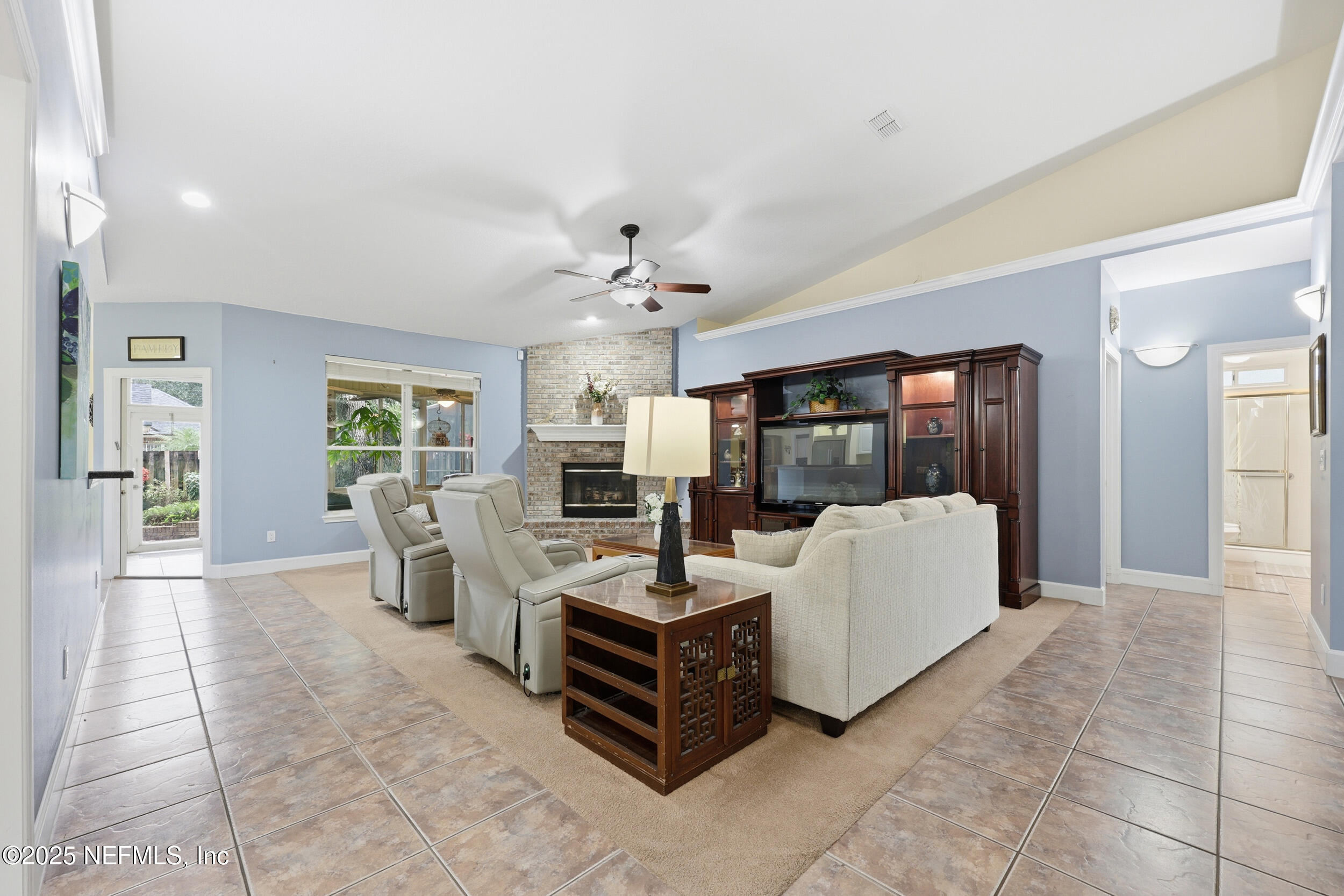 5527 REBELS HILL Lane