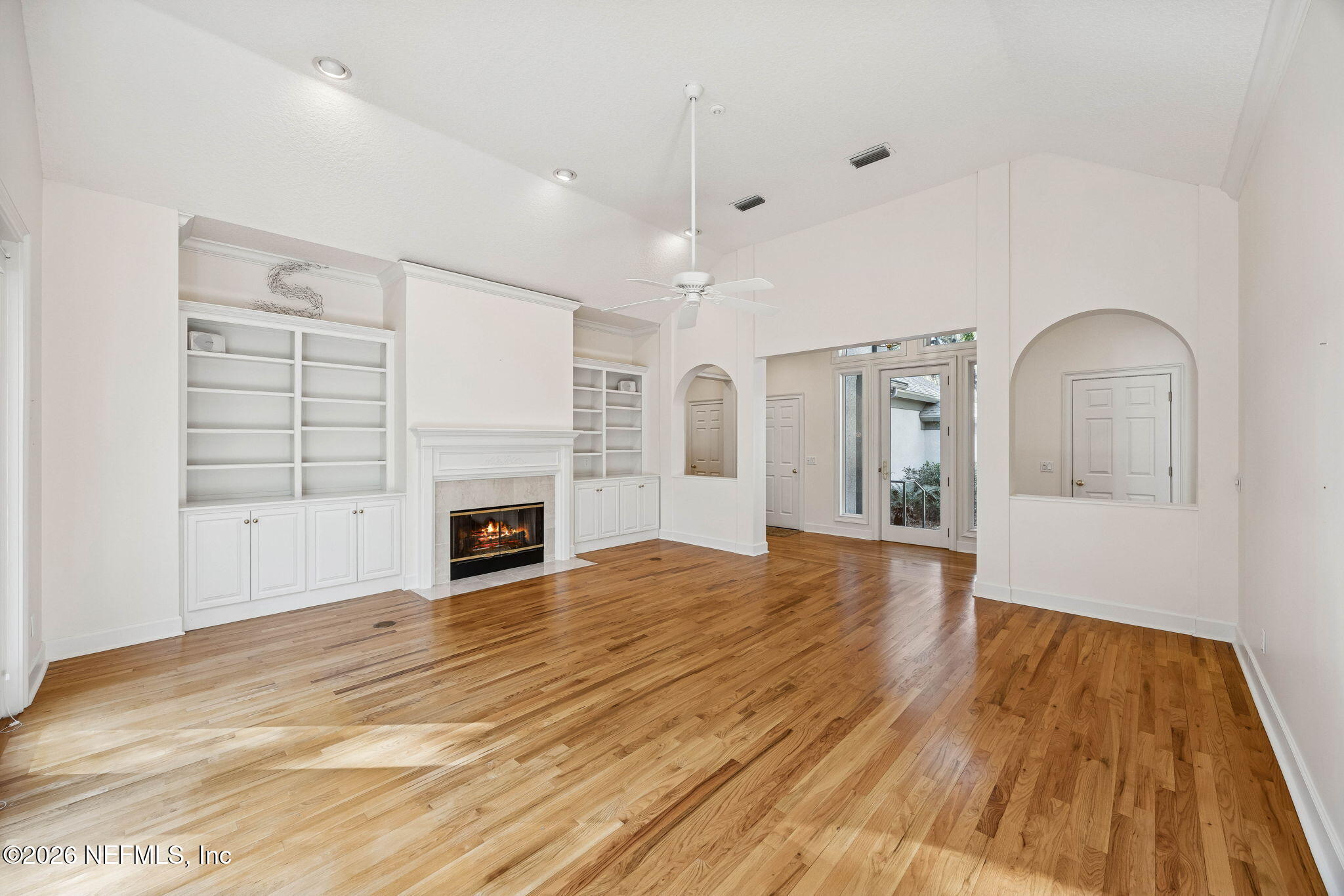 10 HICKORY Lane