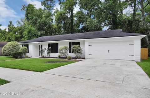 A home in Jacksonville