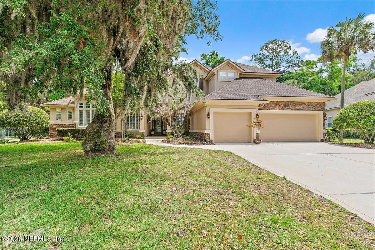 512 HONEY LOCUST Lane