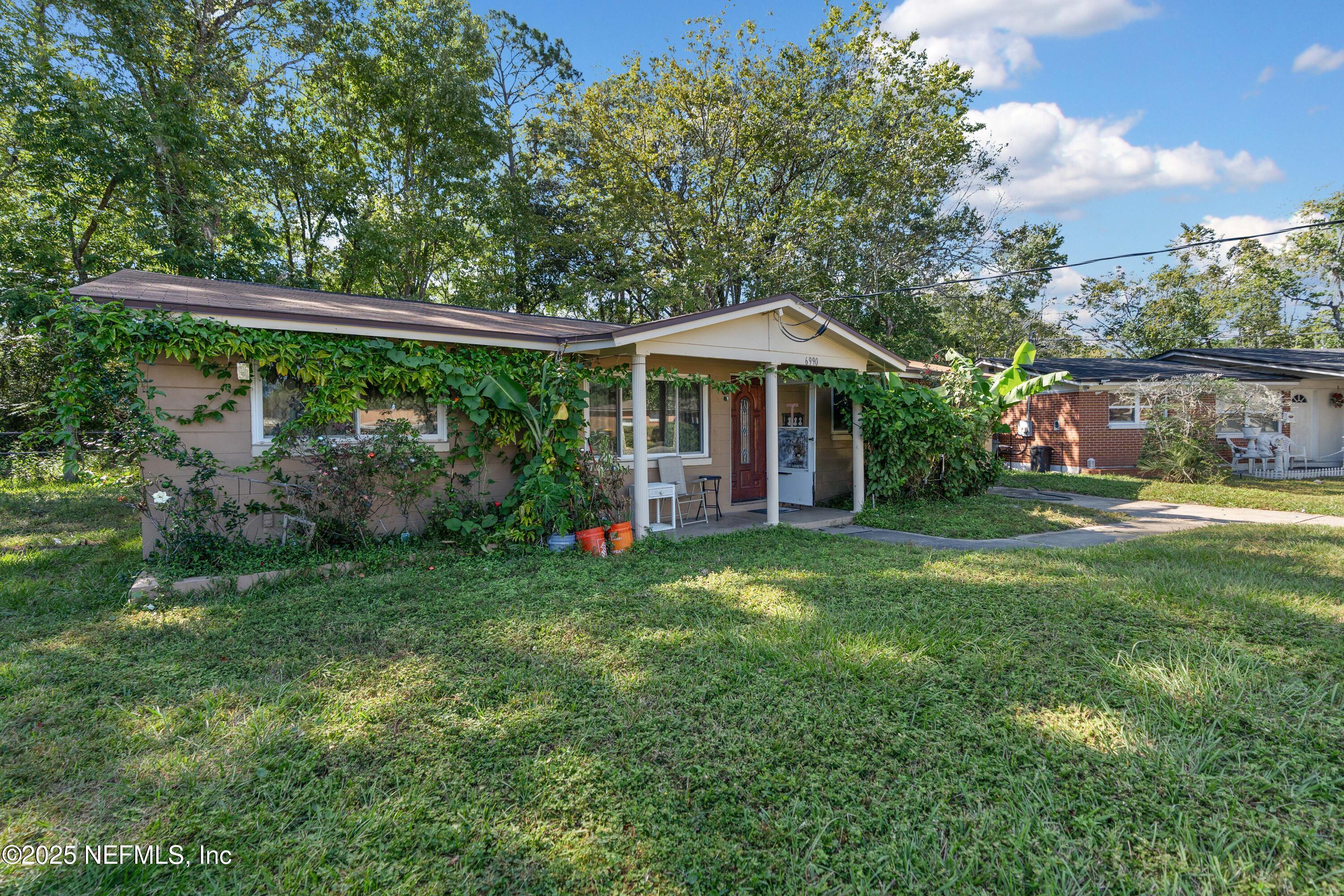 6990 ROBERT F KENNEDY Circle