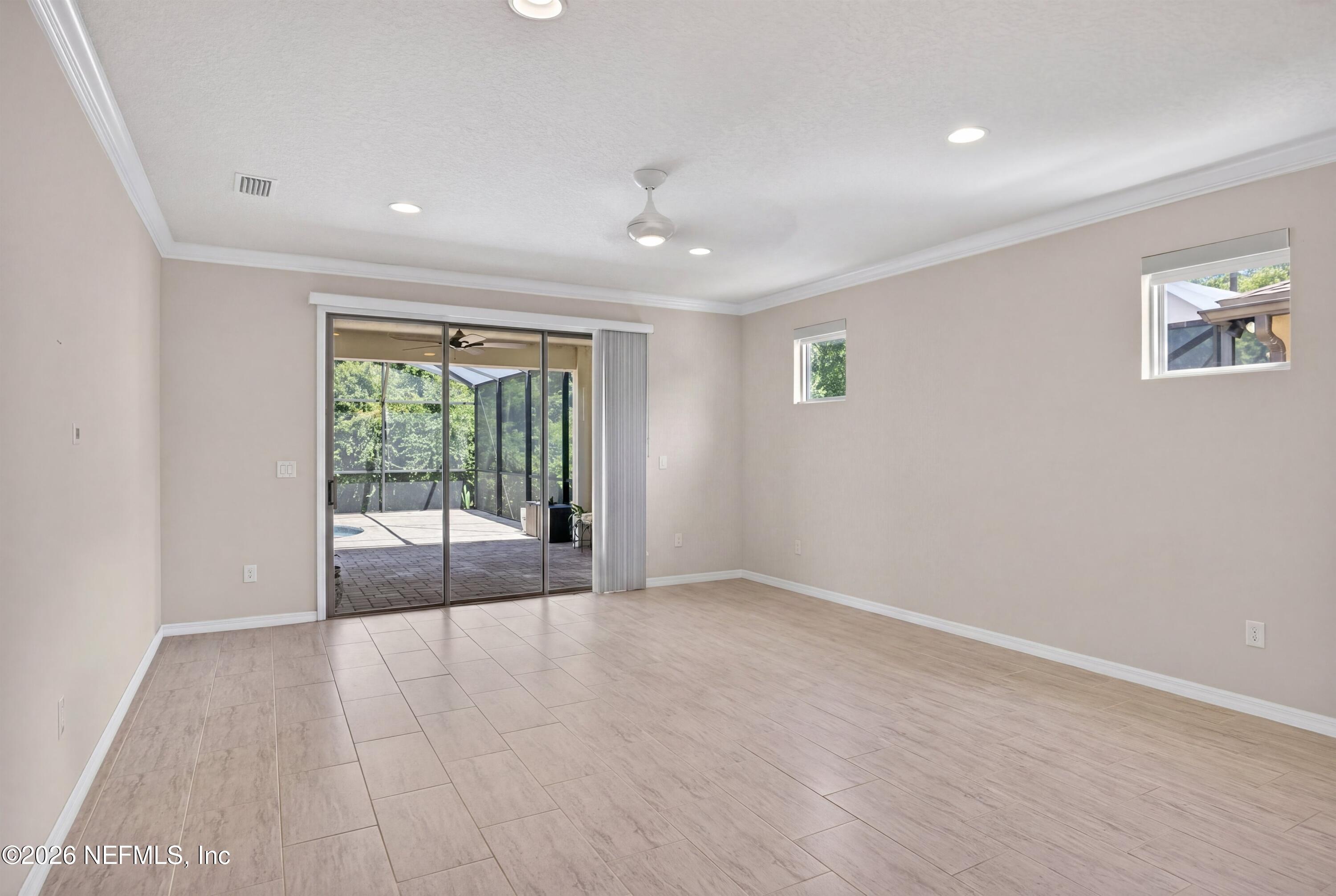 541 TREE SIDE Lane