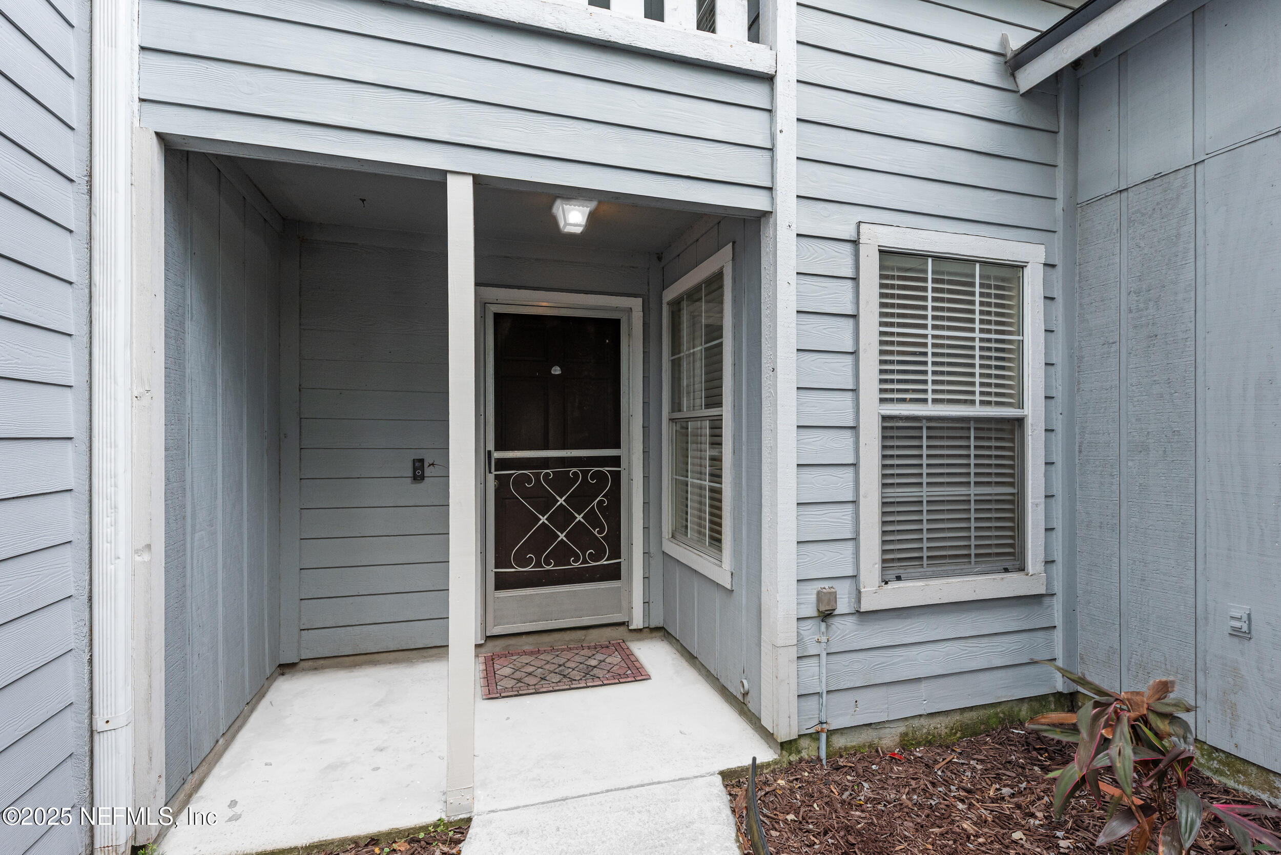 12014 N COBBLEWOOD Lane N