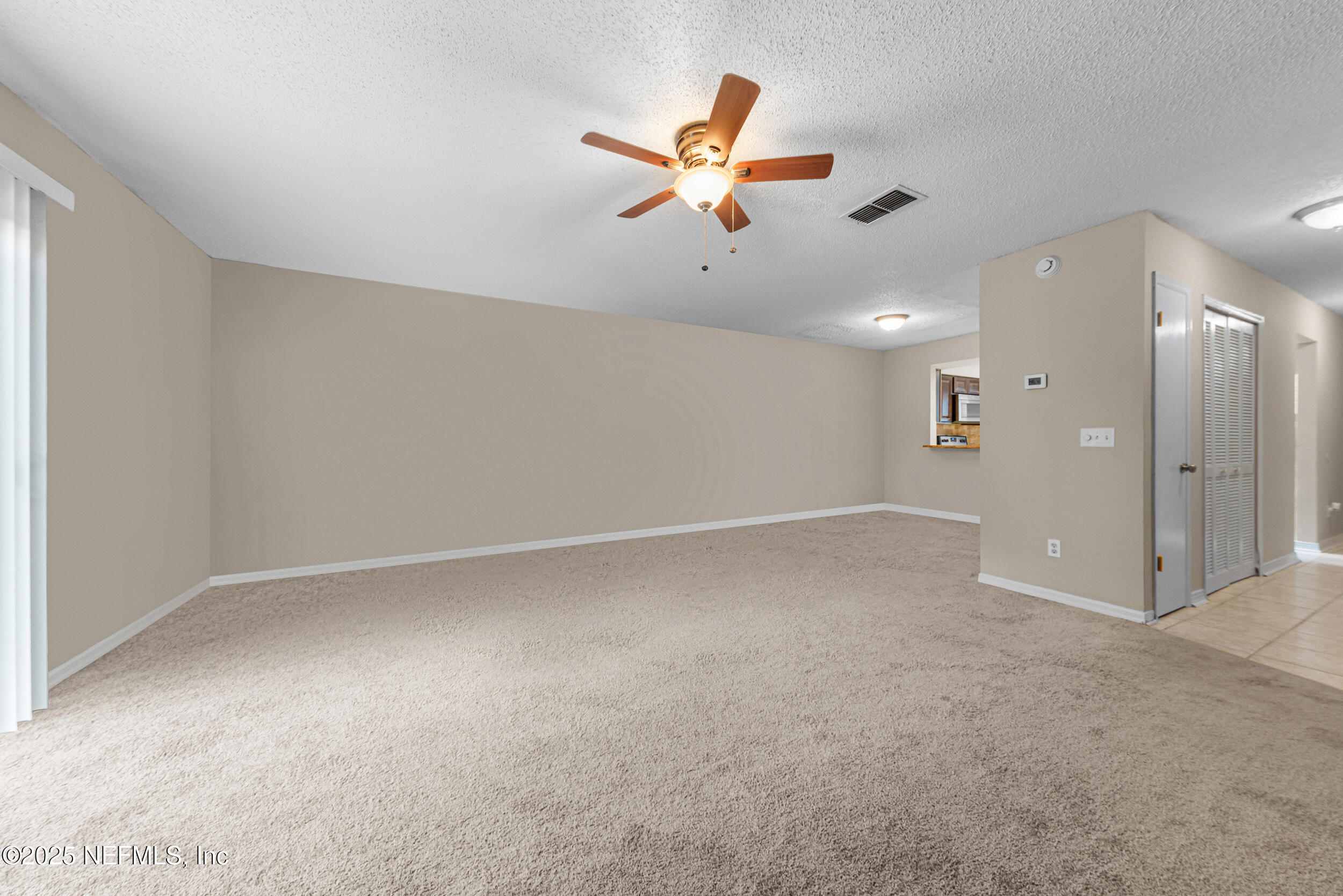 12014 N COBBLEWOOD Lane N