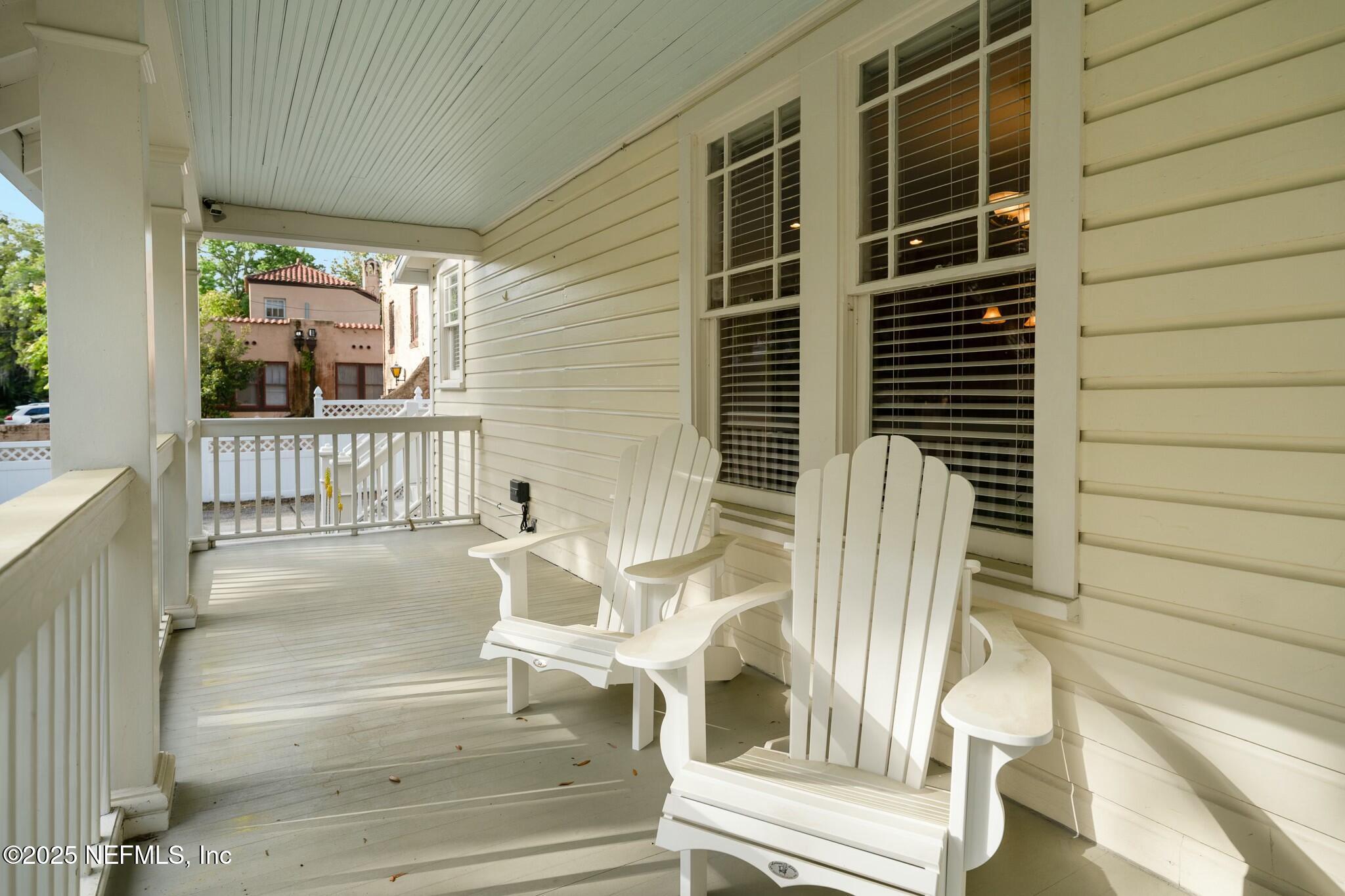 18 ESTEY Street